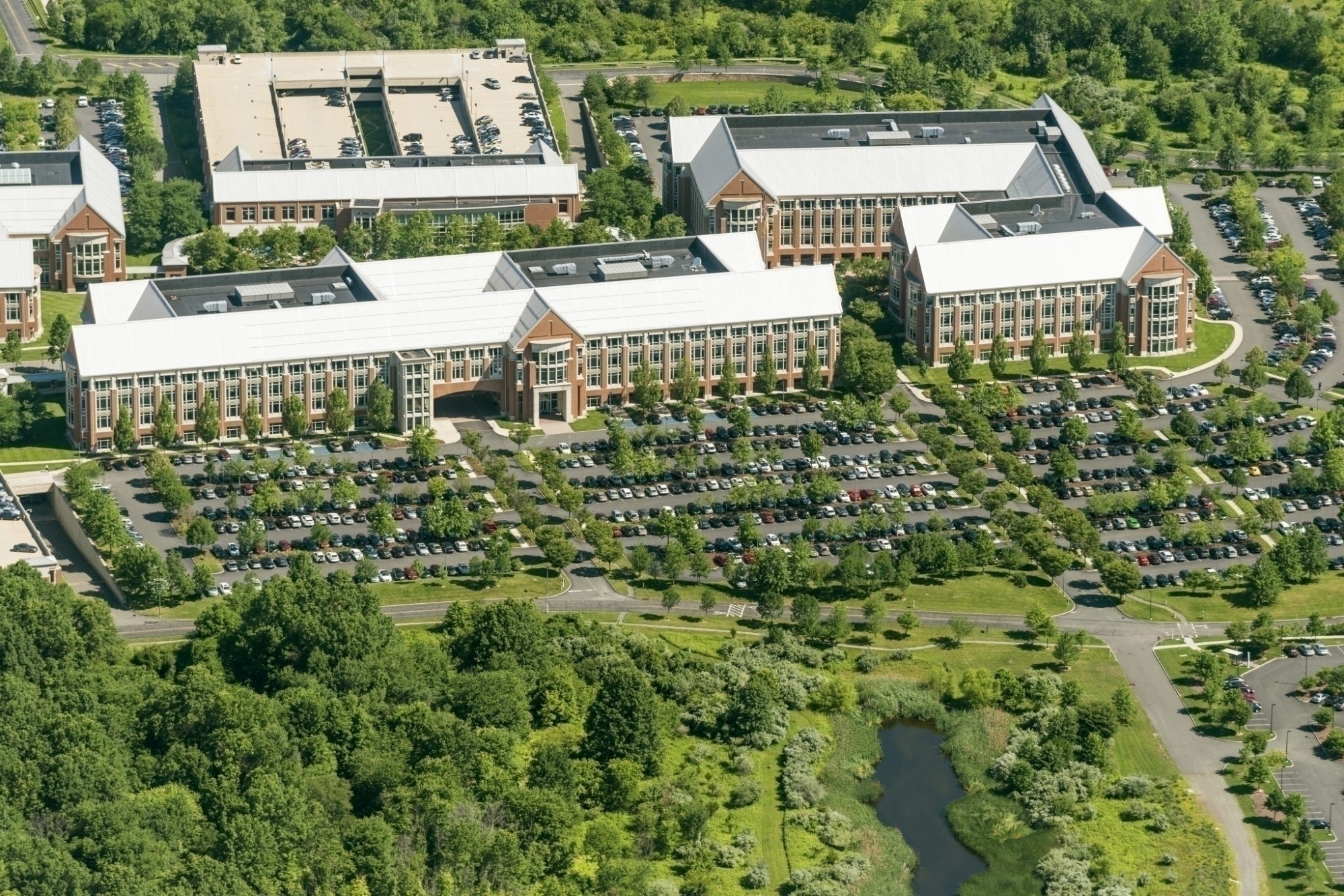 The Birch Group, Lionstone Capital Acquire Hopewell Office Portfolio